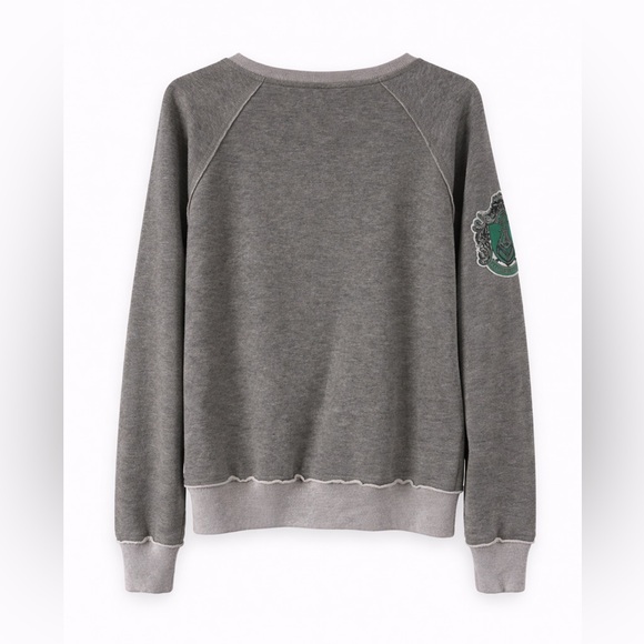The Wizarding World of Harry Potter Slytherin Sweatshirt - Size Medium - Picture 3 of 4